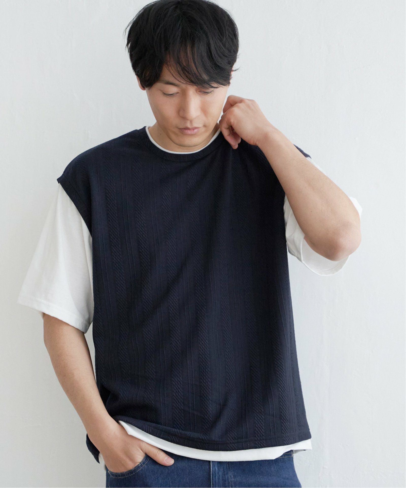 ネイビー