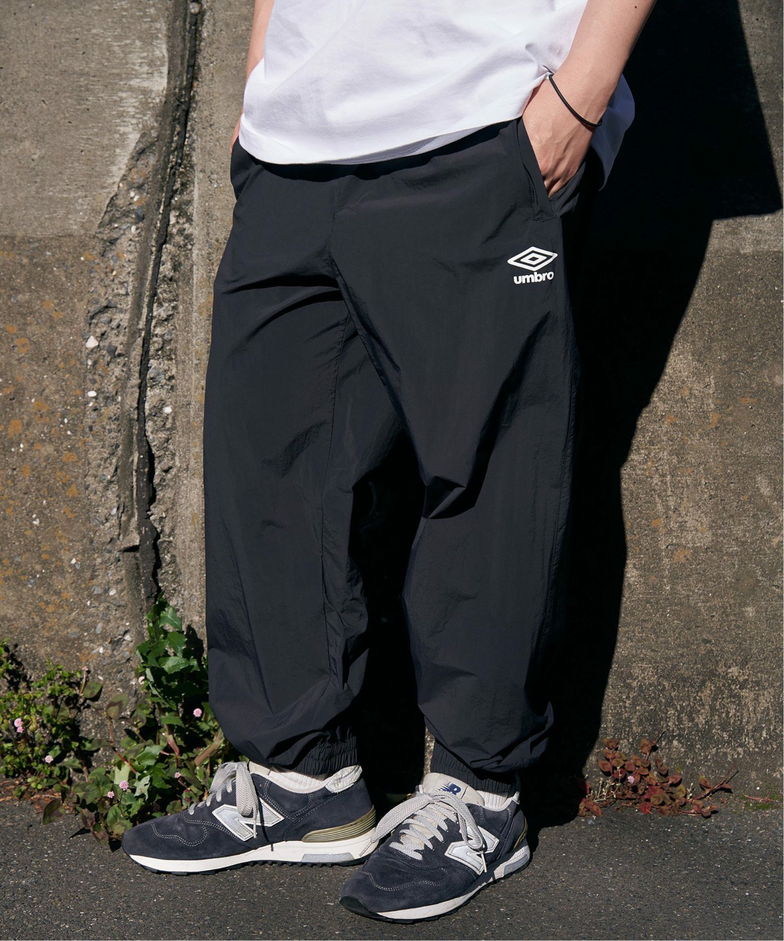 アンブロ ナイロンパンツ COMOLI - UMBRO × COMOLI F.Cトラック 