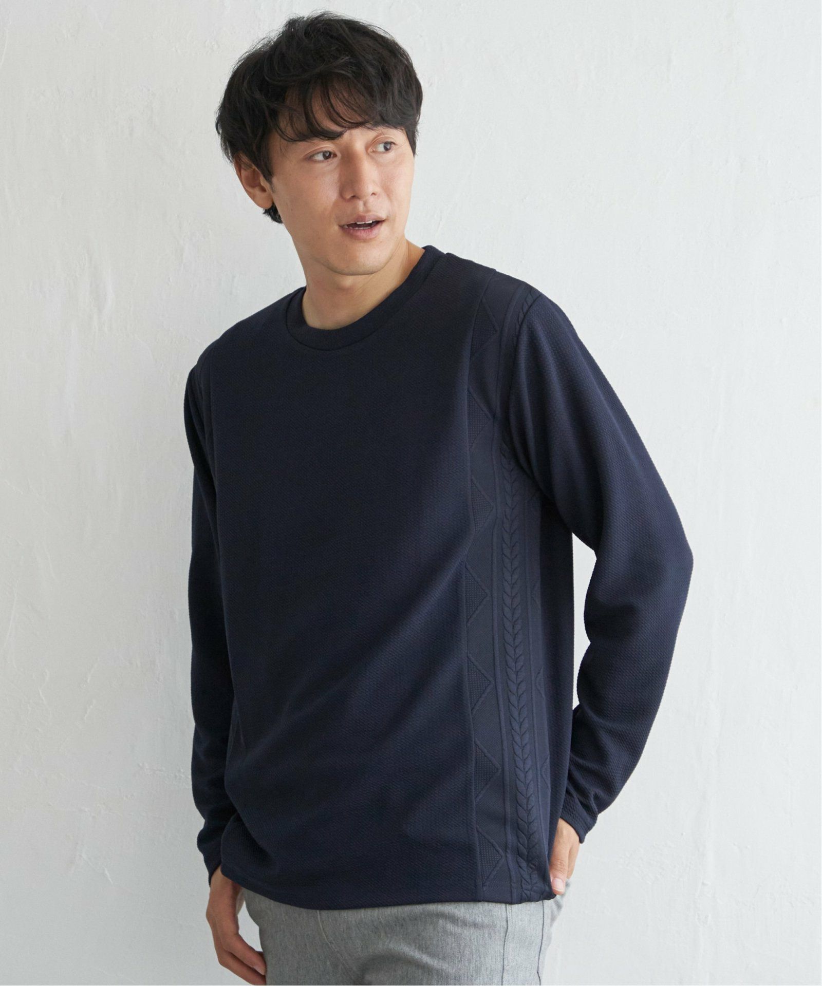 ネイビー