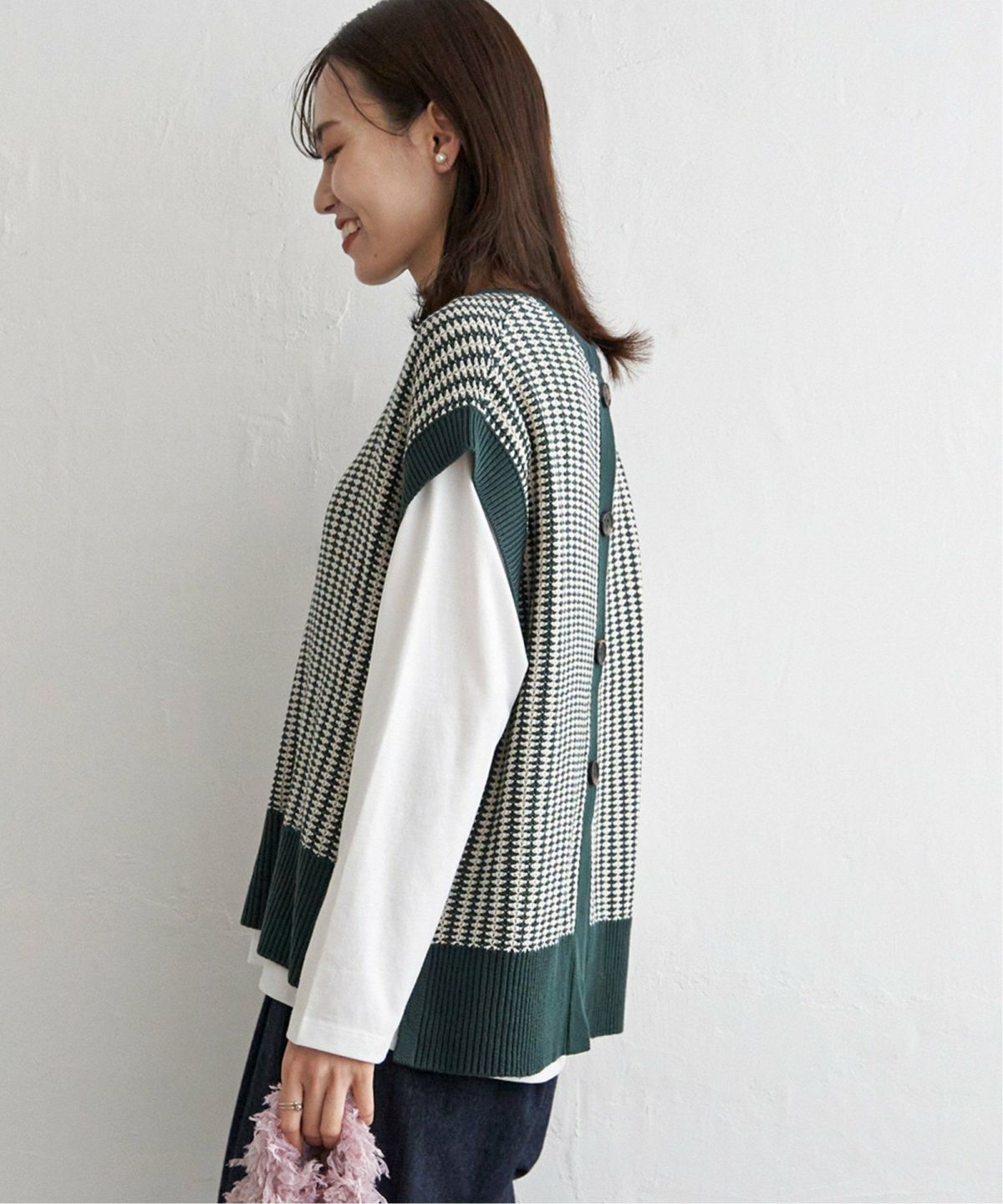 ダークグリーン