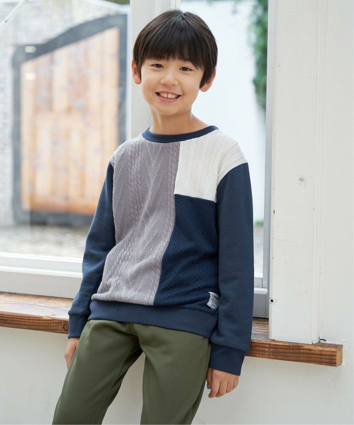 ネイビーブルー