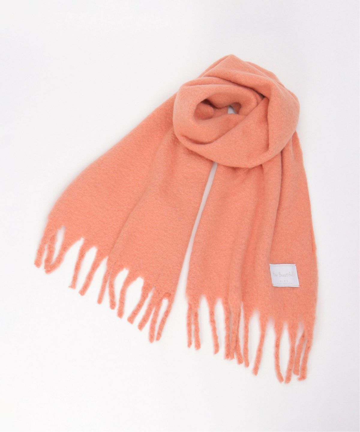 サーモンピンク