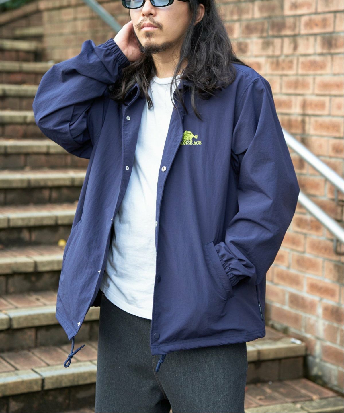 ネイビーブルー