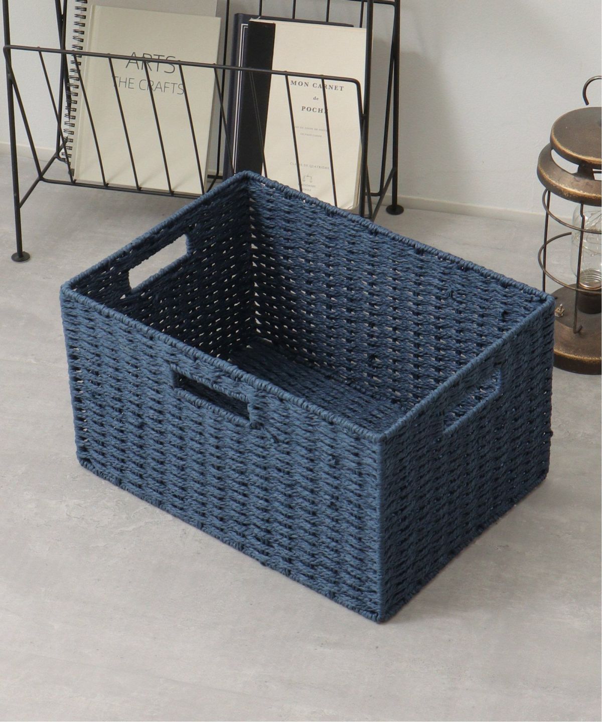 ネイビーブルー