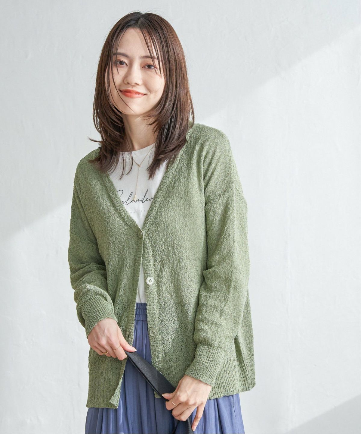 ライトグリーン