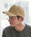 ベージュ