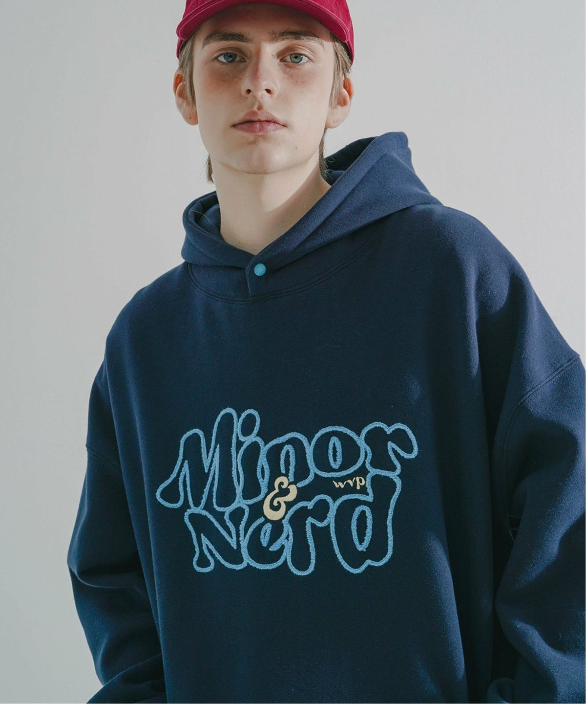 ネイビーブルー