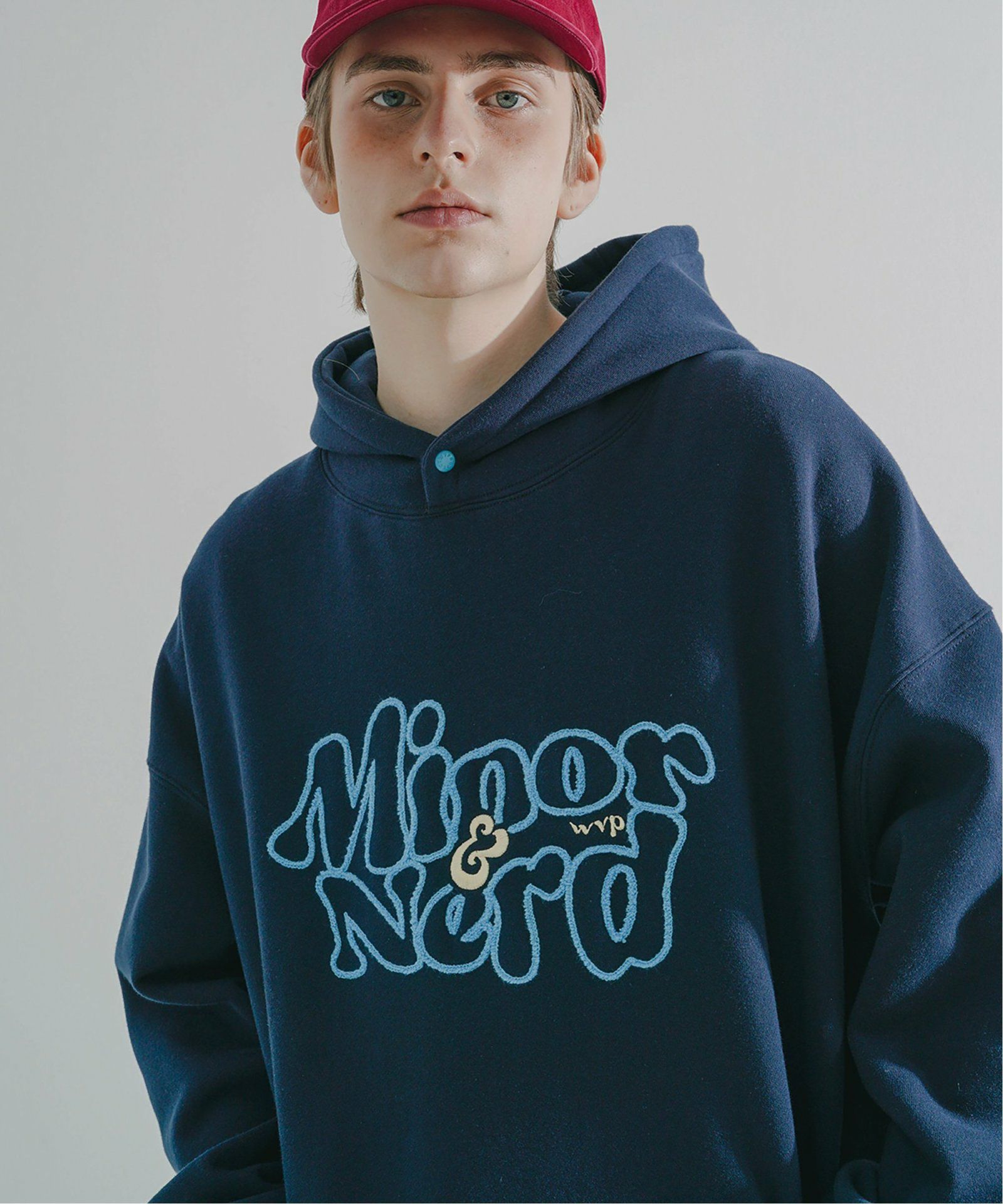 ネイビーブルー