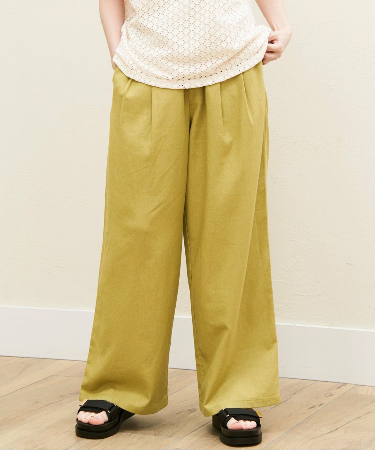 ピスタチオグリーン