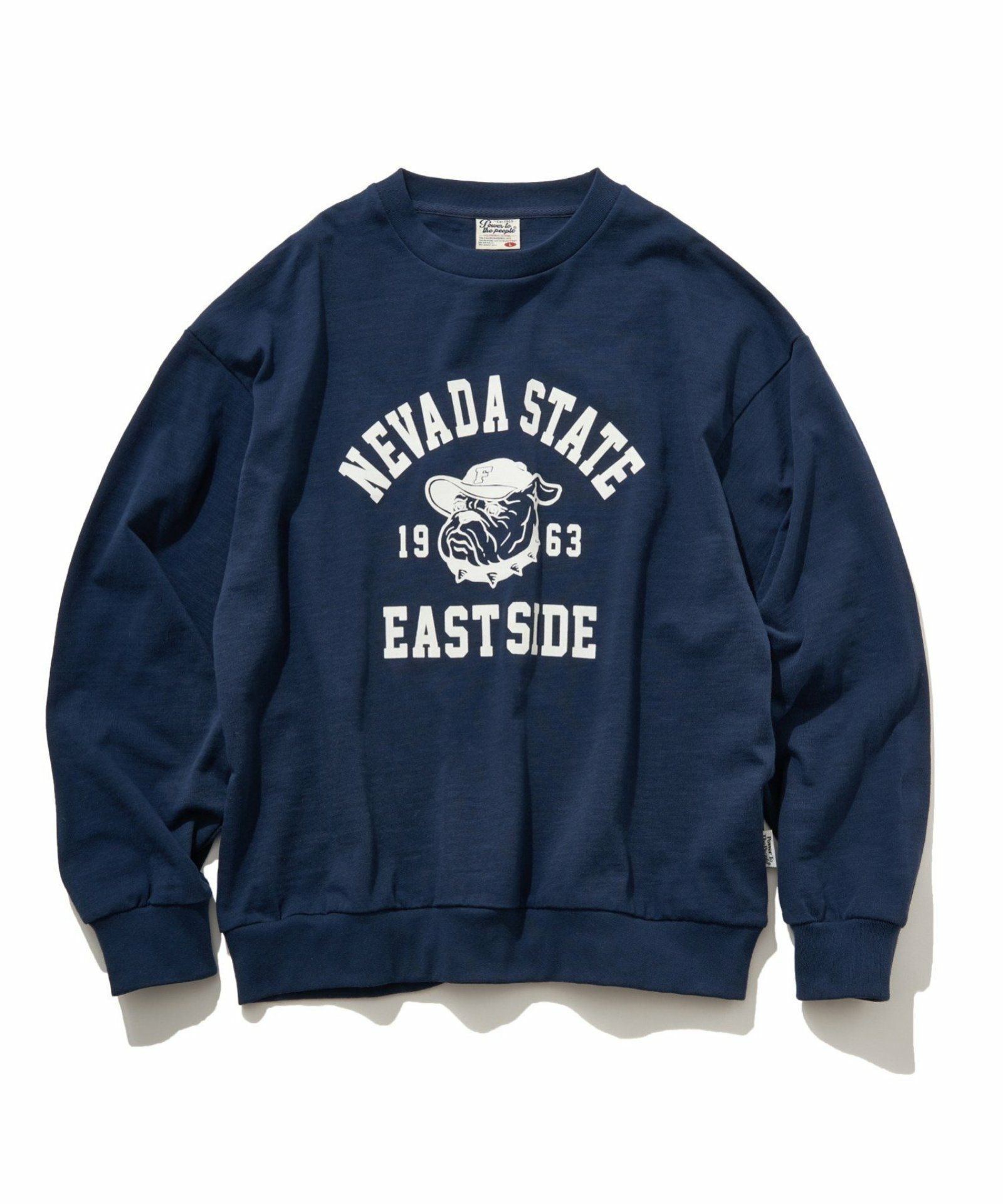 ネイビーブルー