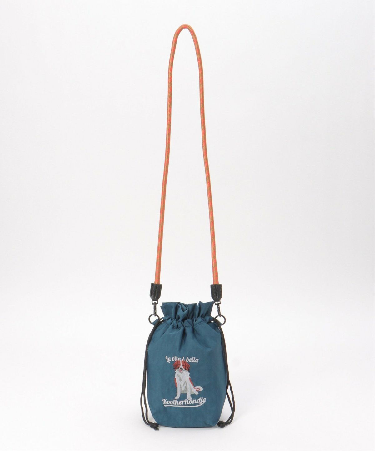 ネイビーブルー