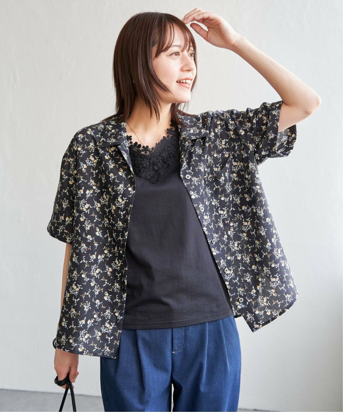 ネイビーブルー