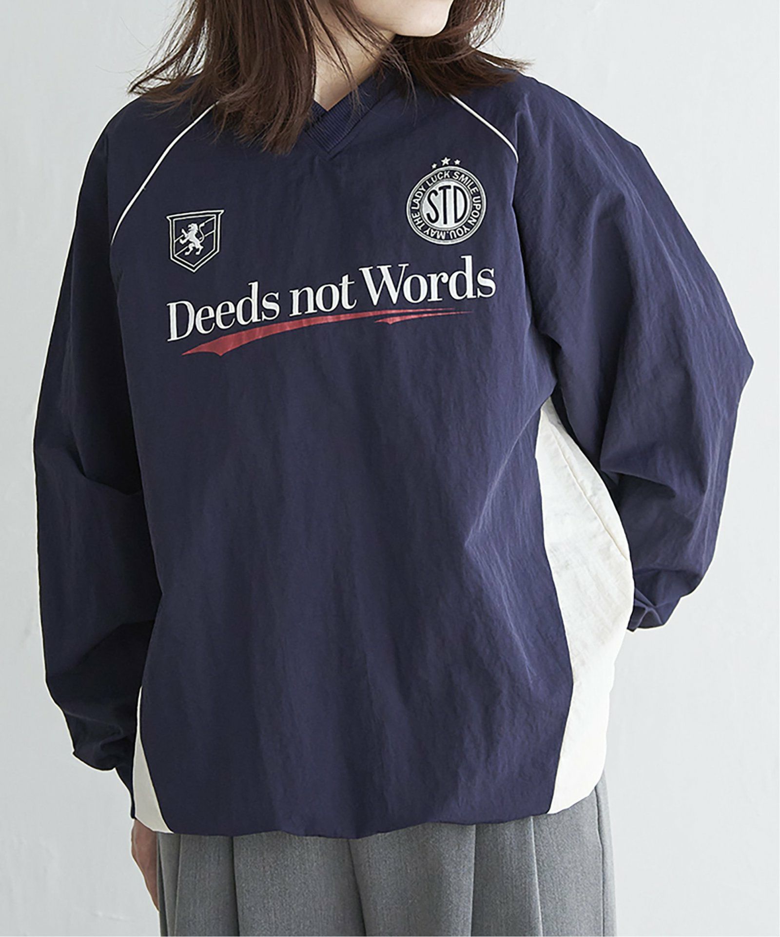 ネイビーブルー