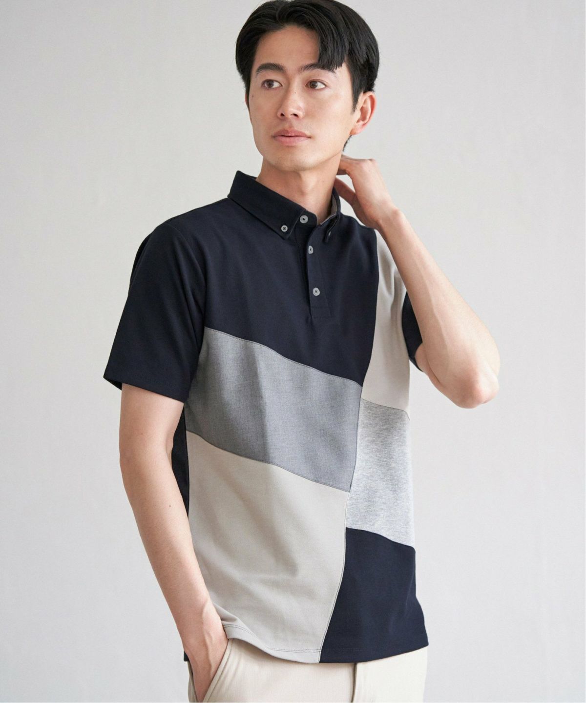 ネイビーブルー