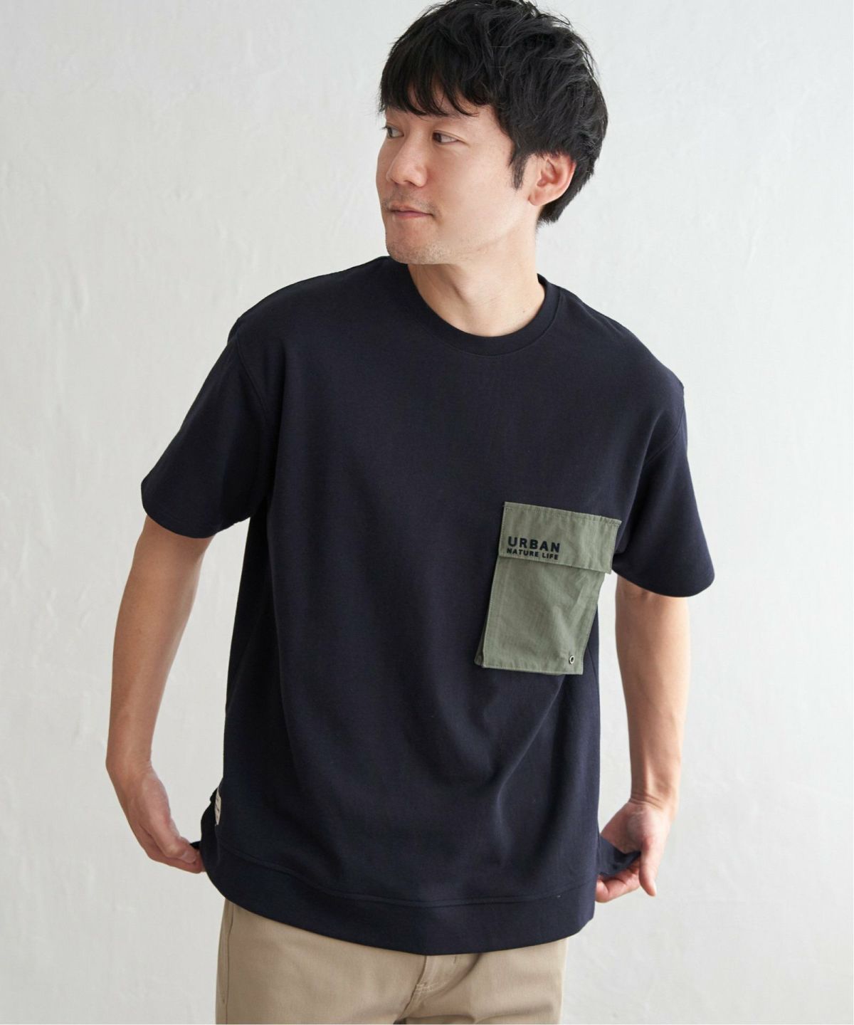 ネイビーブルー