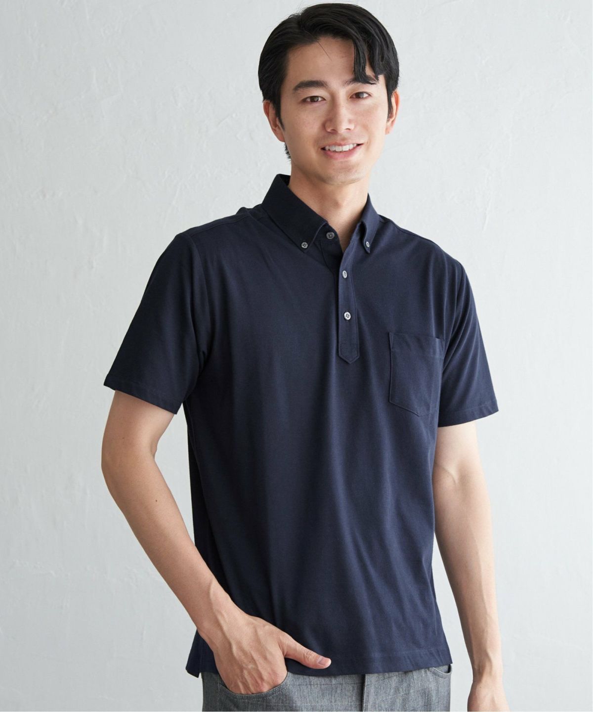 ダークネイビー