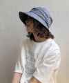 ブルー