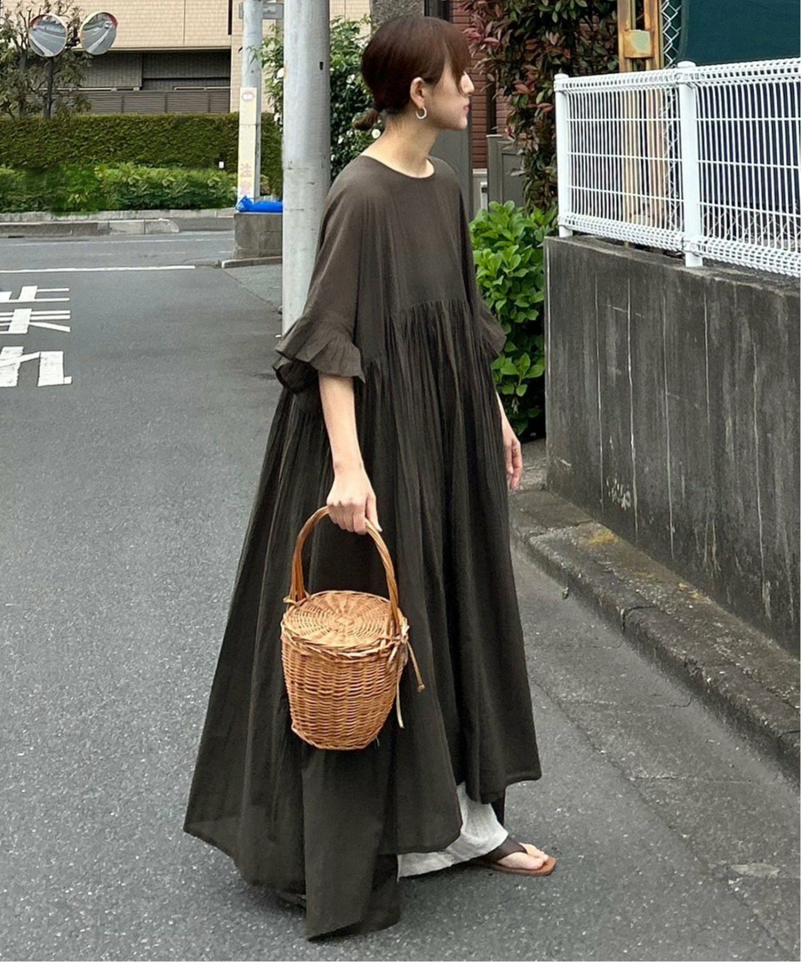 ブラウン