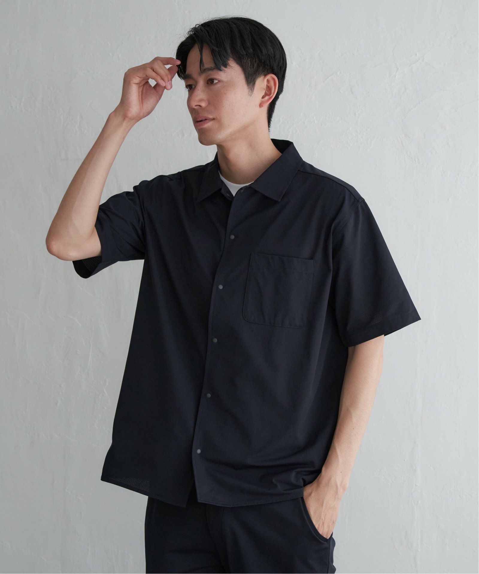 ネイビーブルー