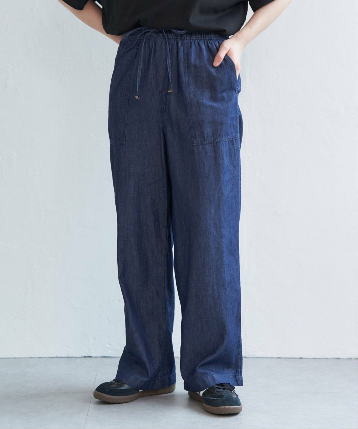 ネイビーブルー