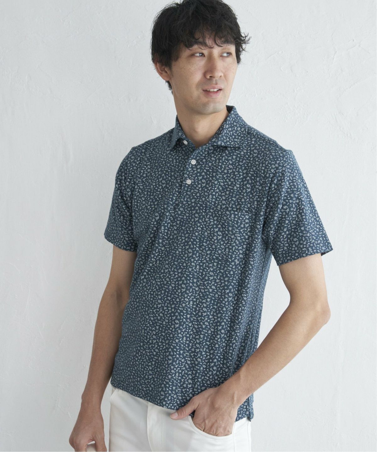 ネイビーブルー