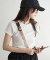 ベージュ