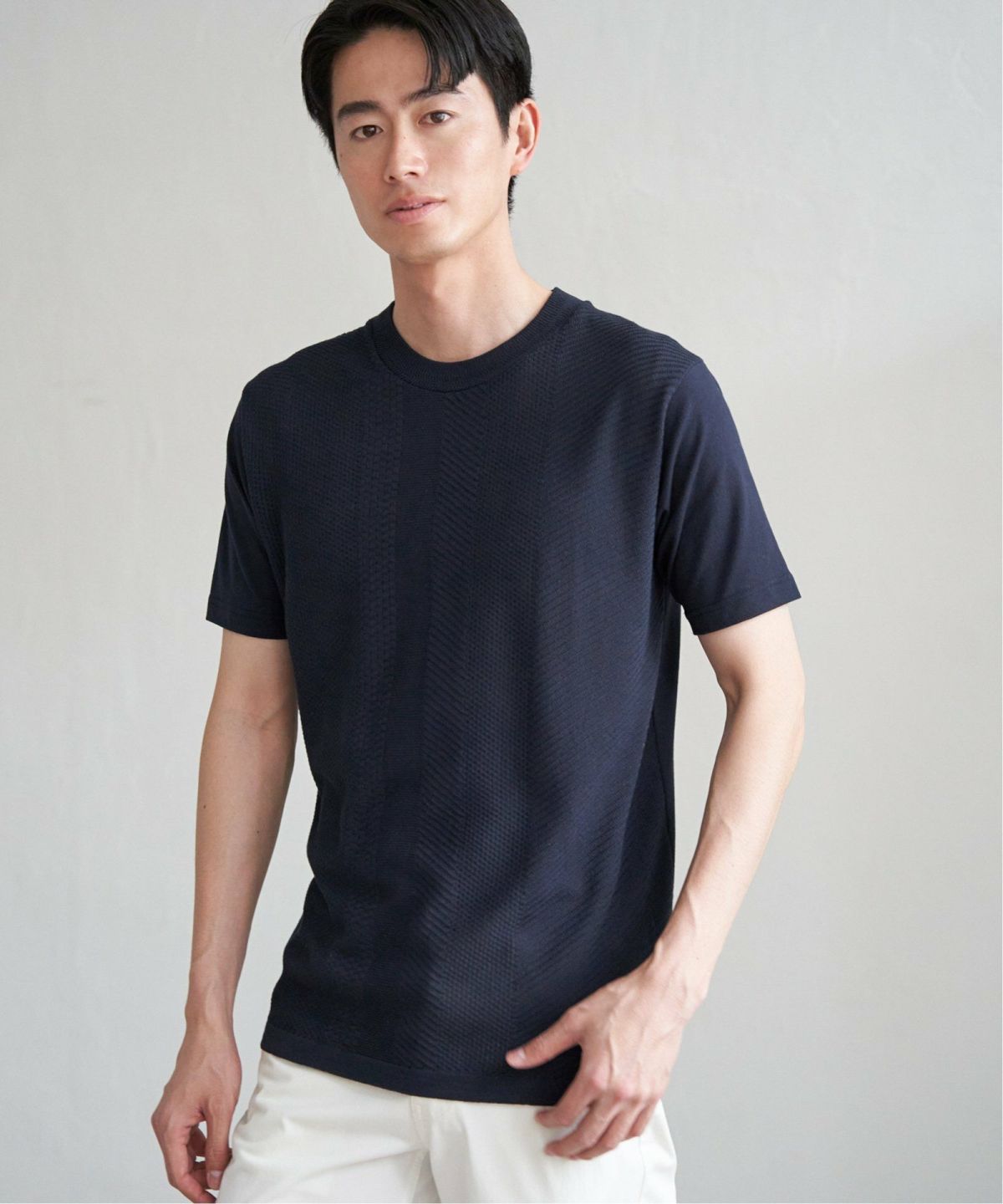 ネイビーブルー