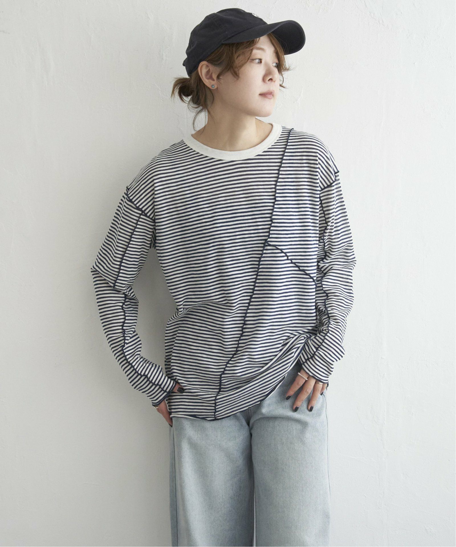 ネイビーブルー