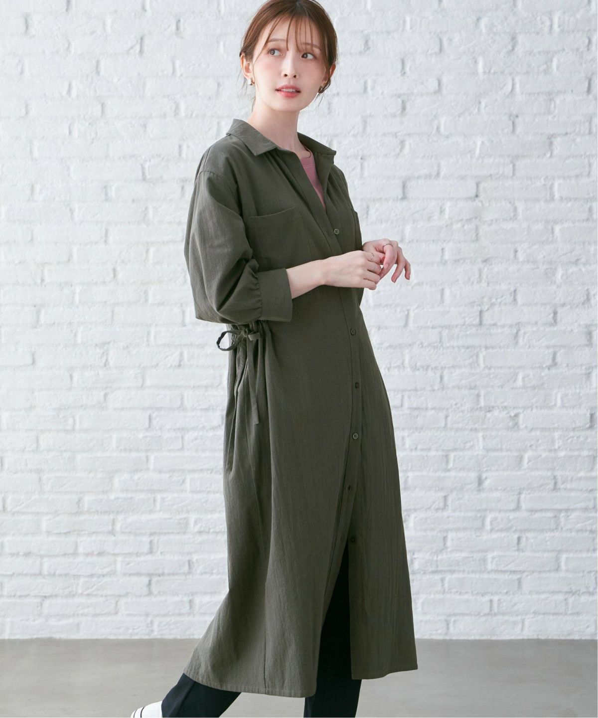 ダークグリーン