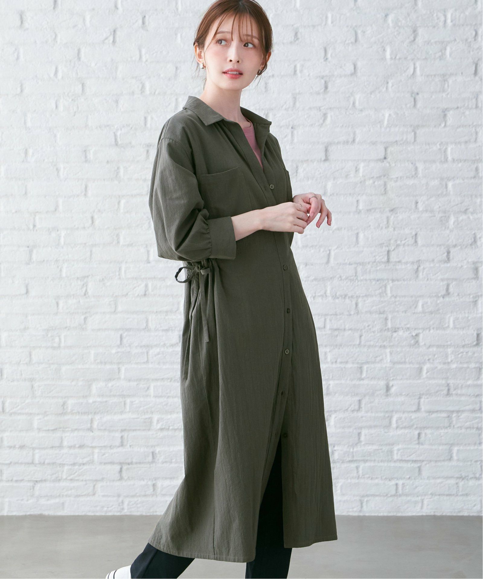 ダークグリーン