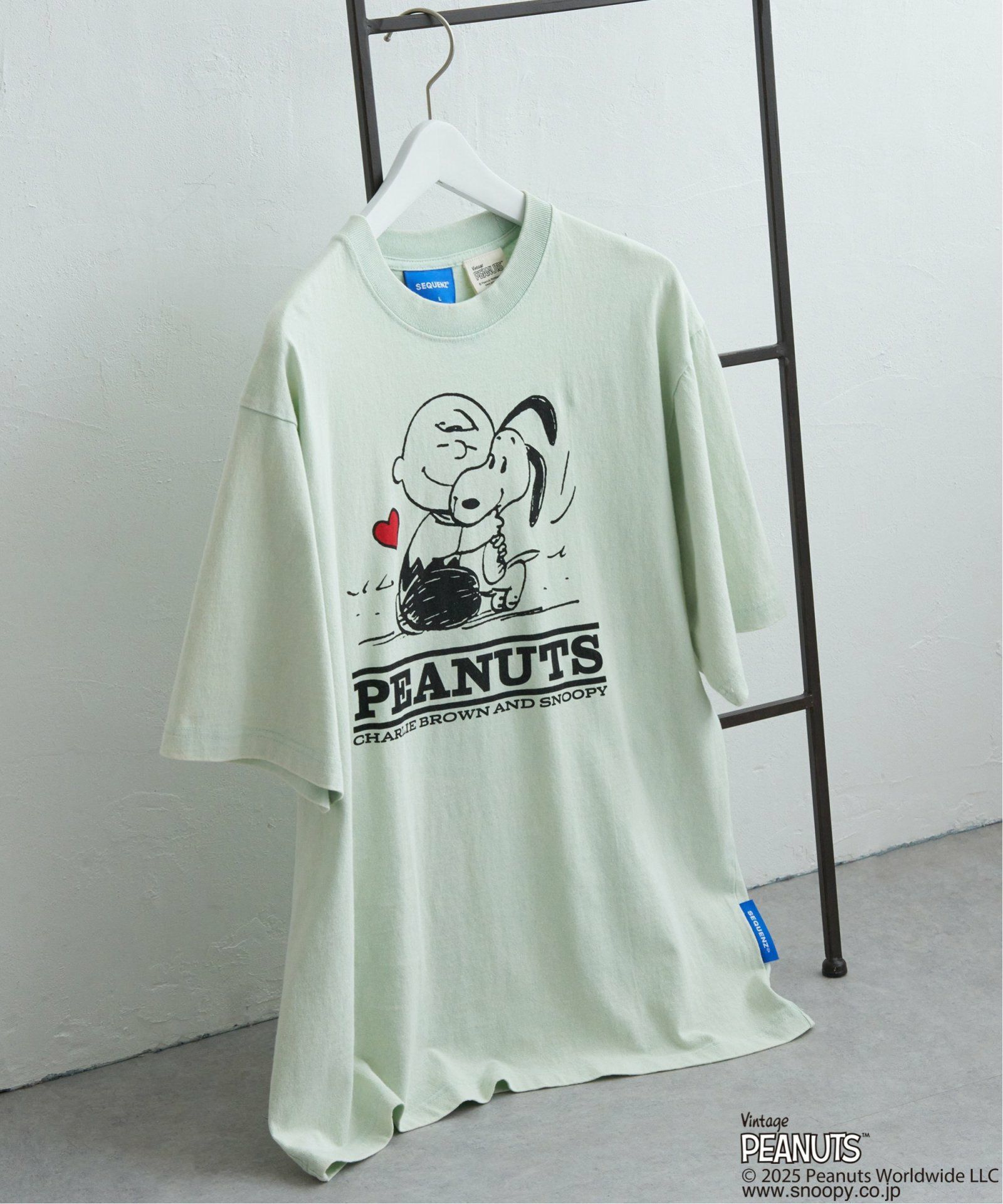 ミントグリーン