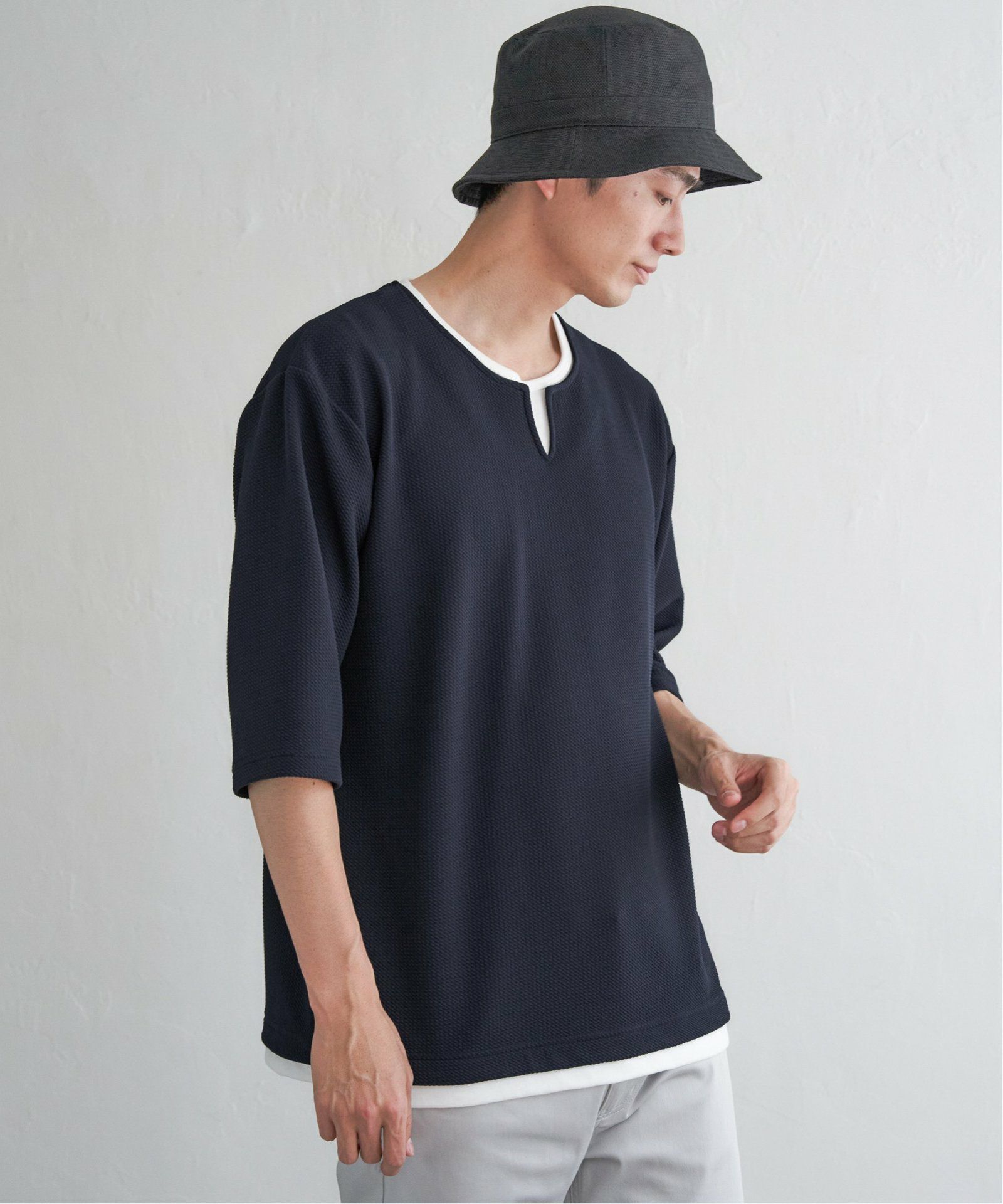 ネイビーブルー