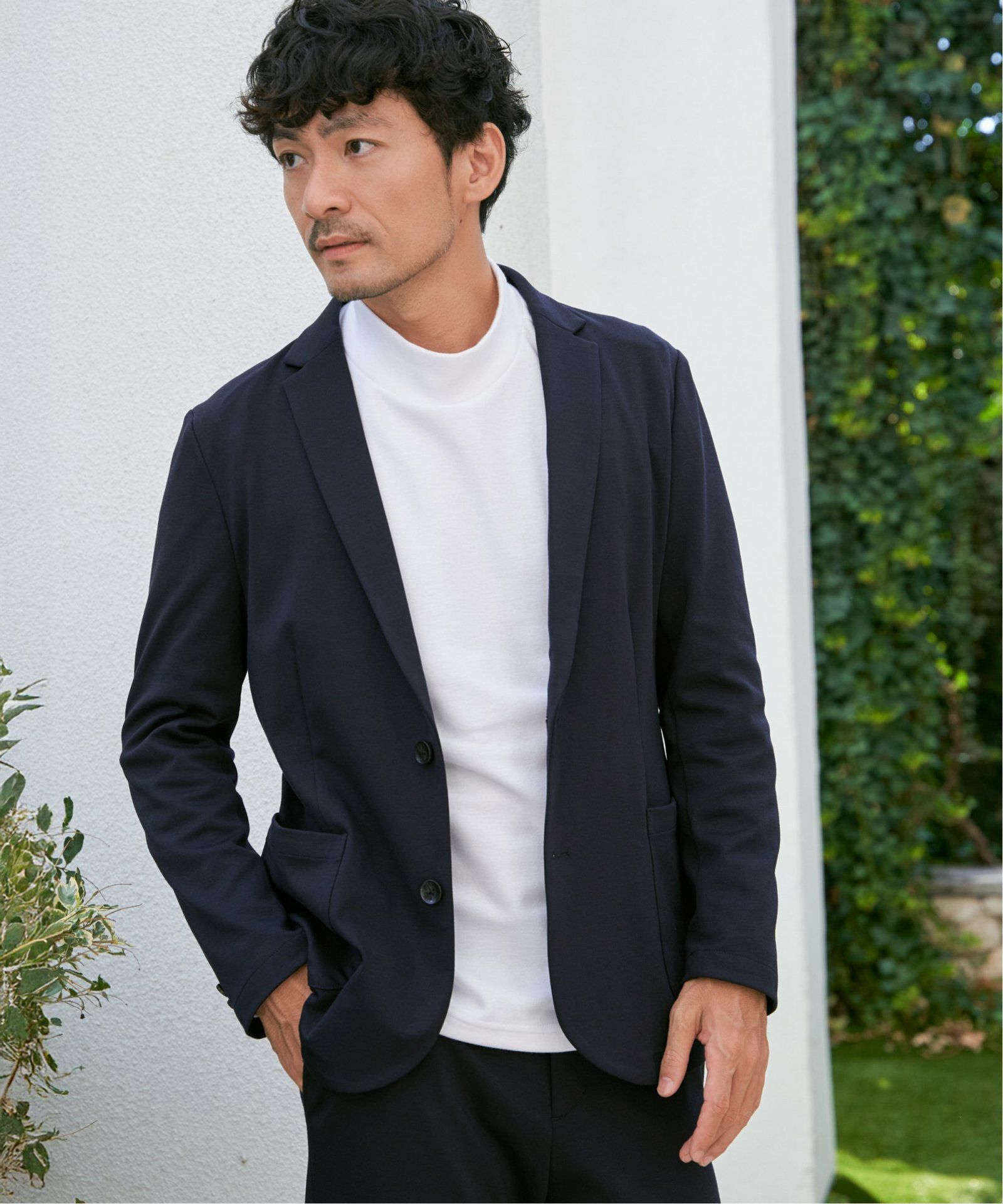 ネイビーブルー