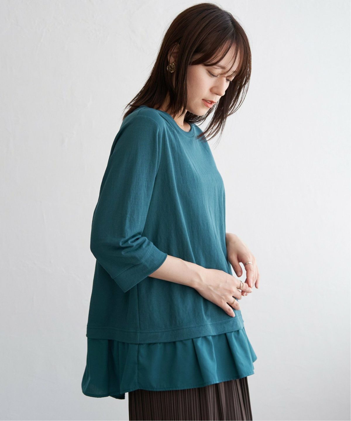 ダークグリーン