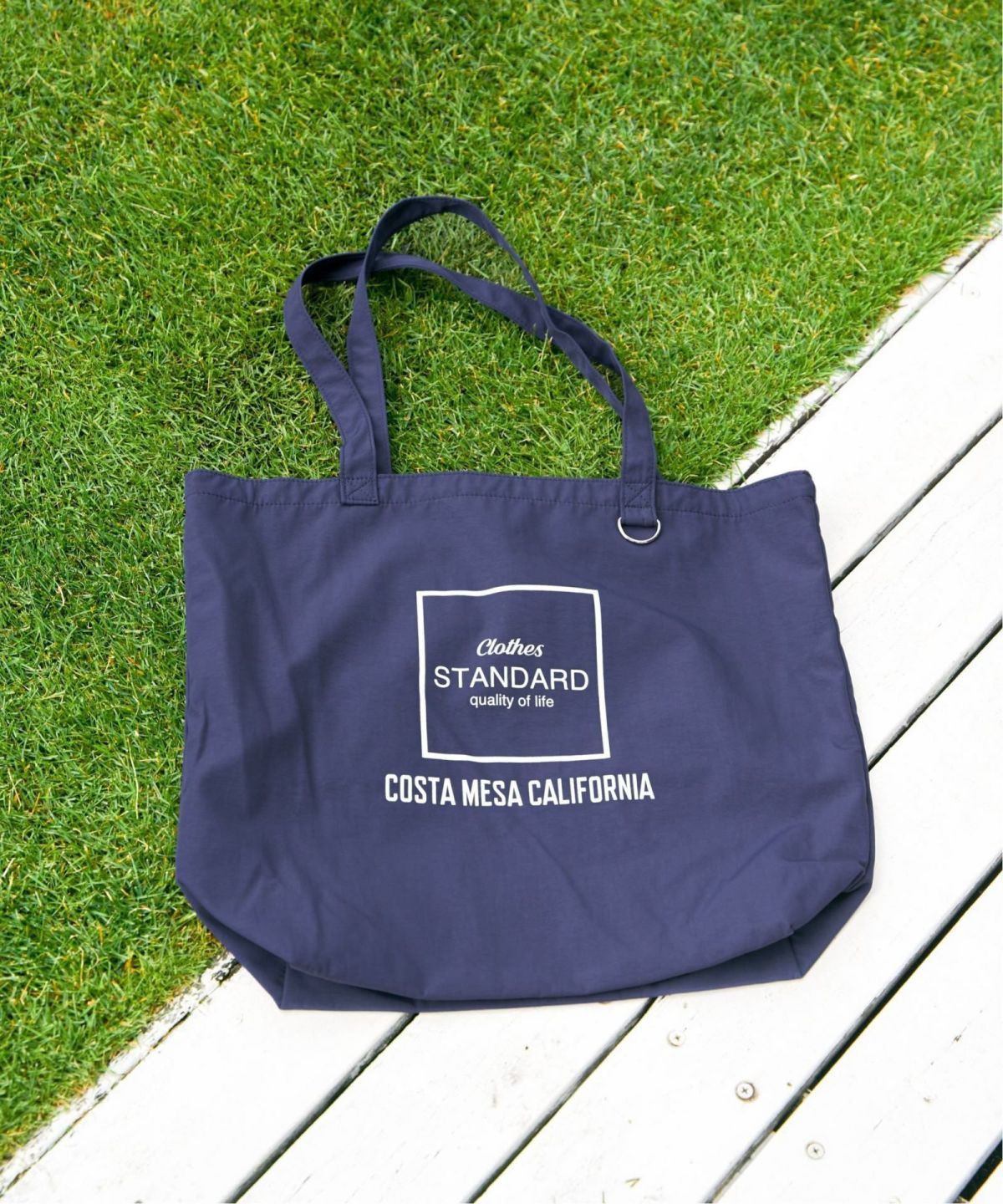 ネイビーブルー