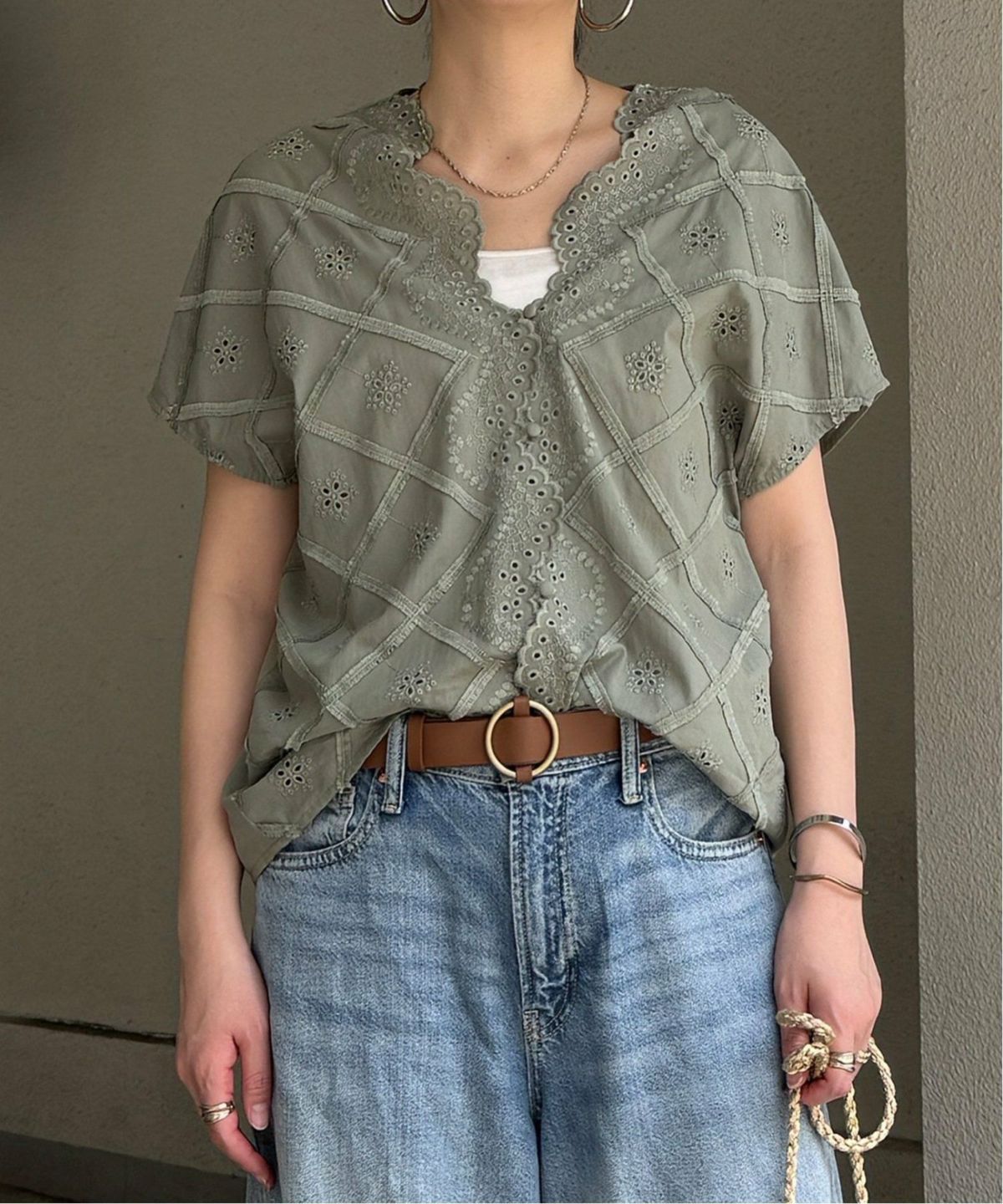 ミントグリーン