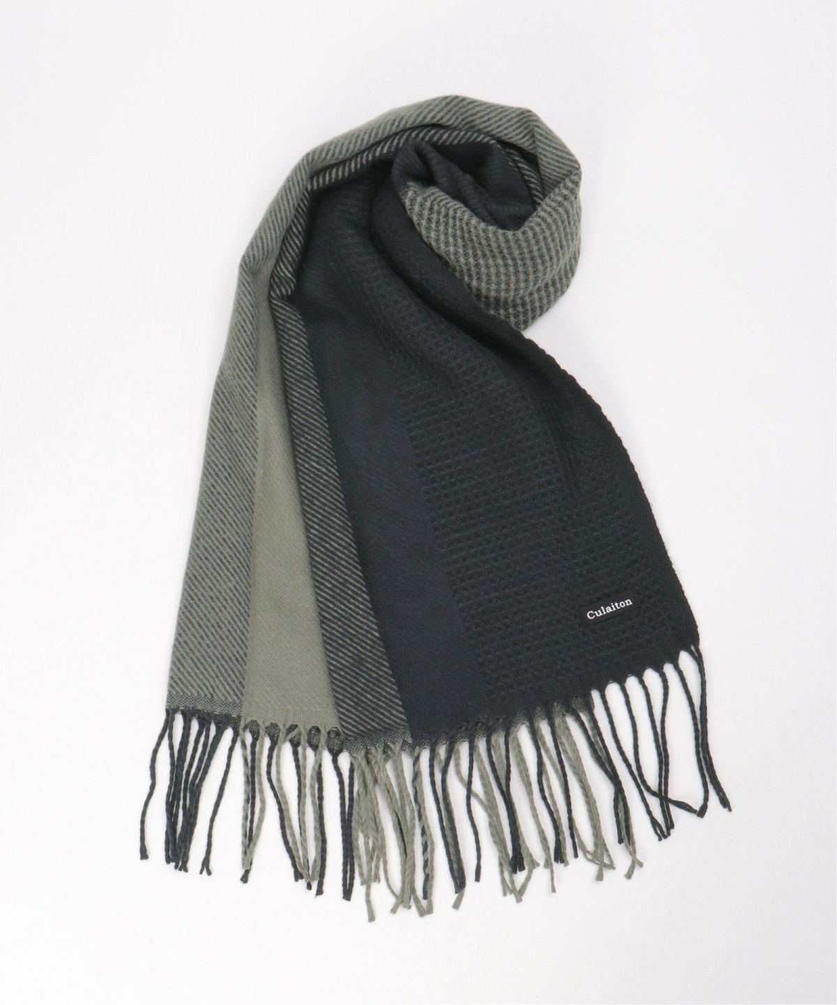 ネイビーブルー