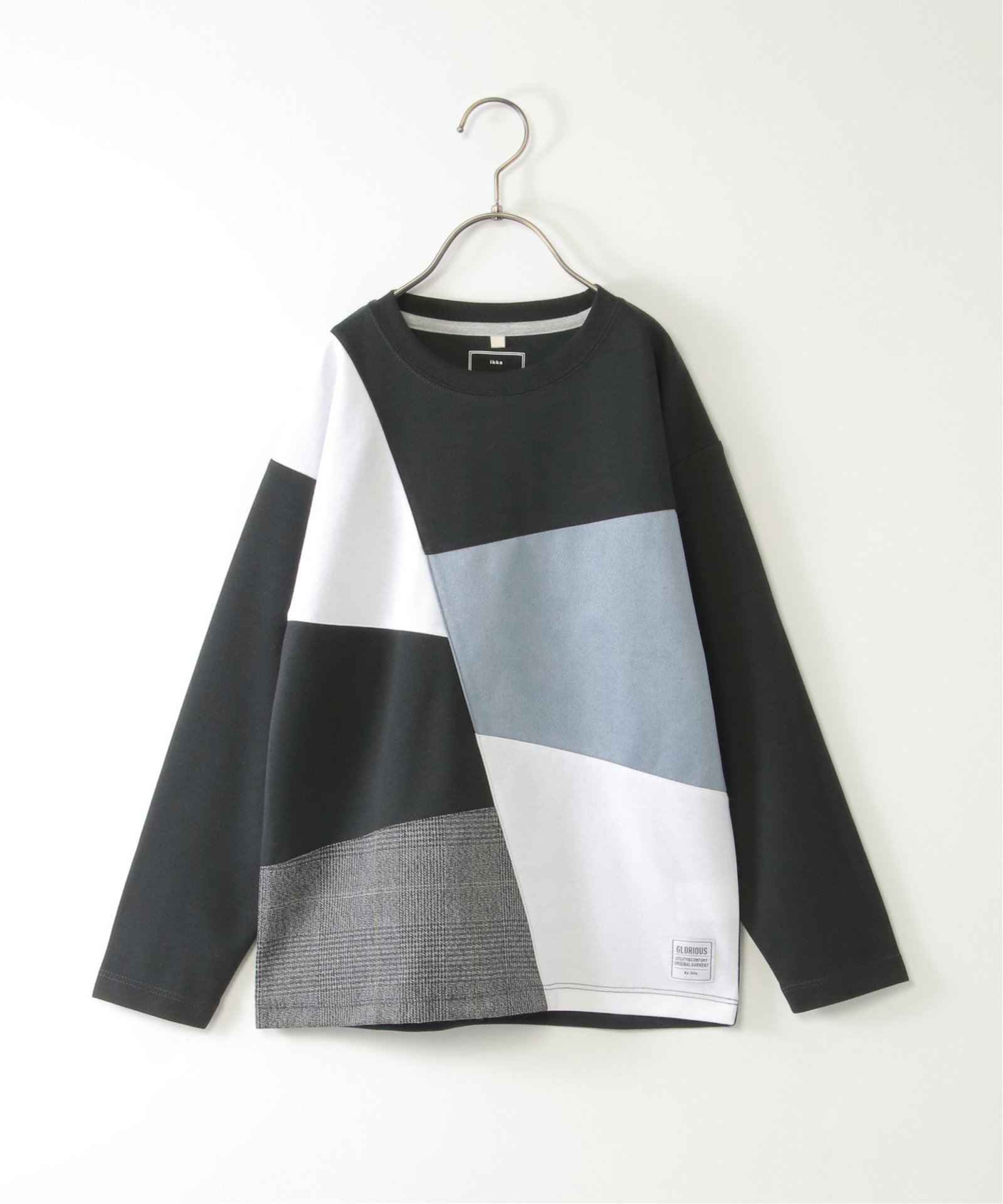 ネイビーブルー