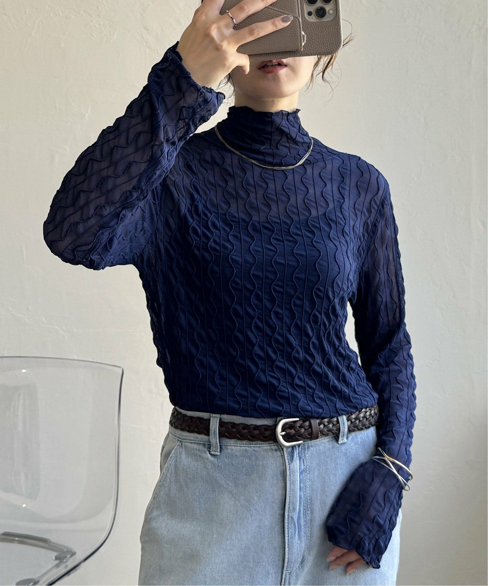 ネイビーブルー