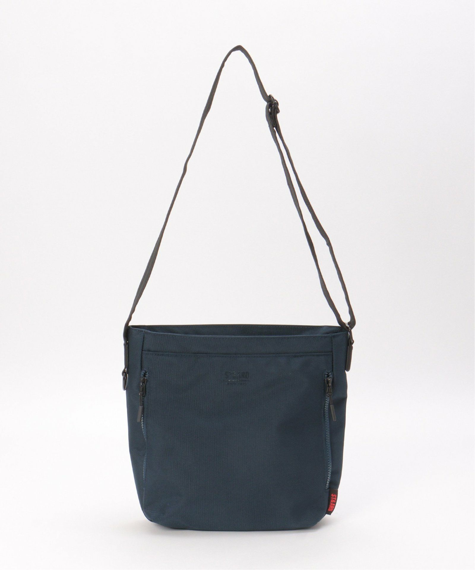 ネイビーブルー