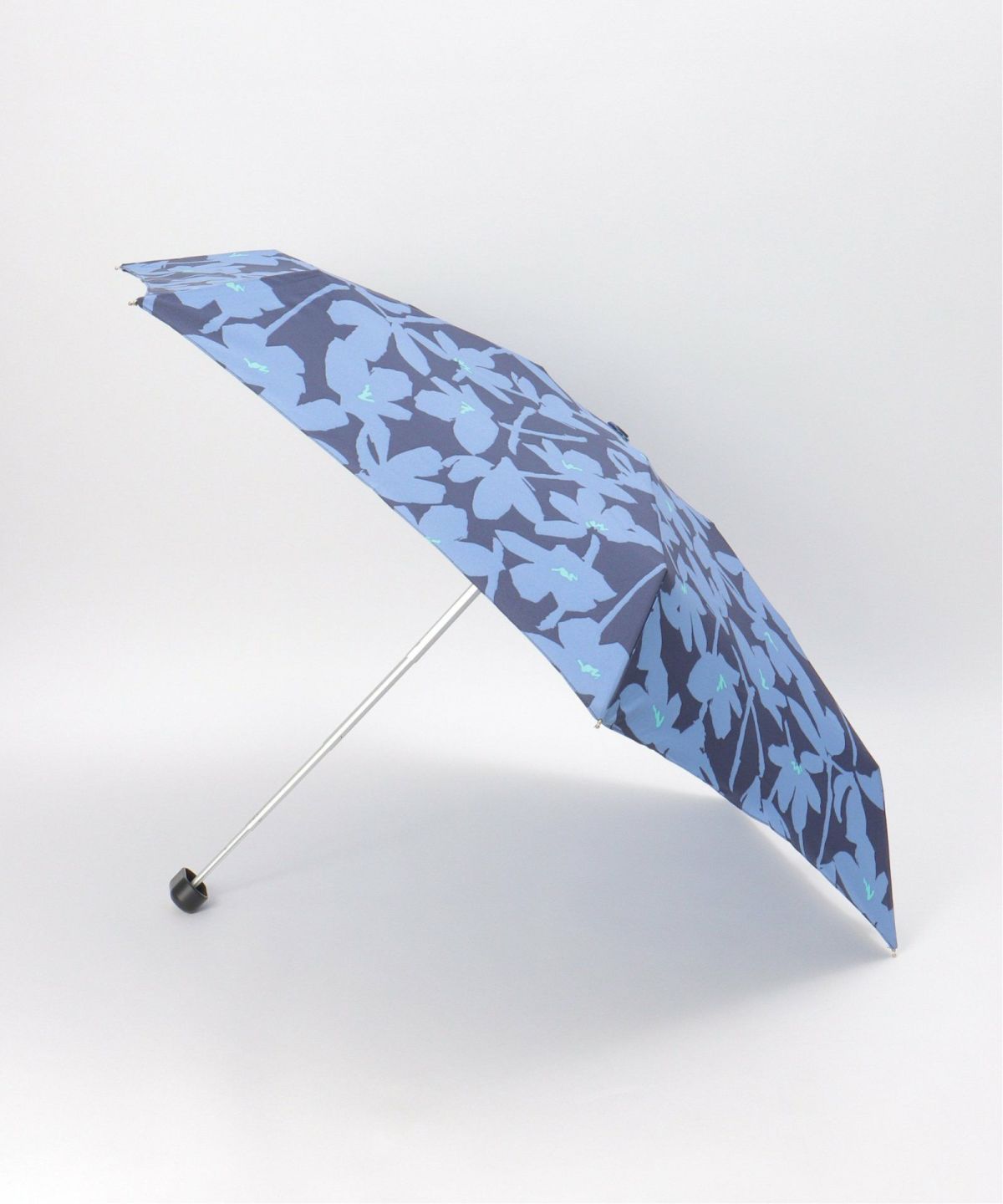 ネイビーブルー