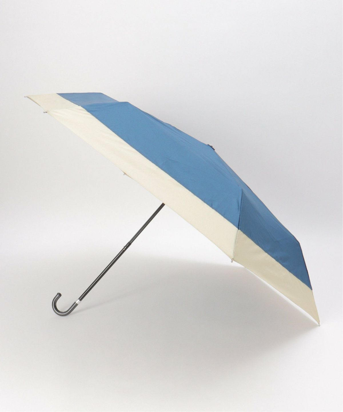 ネイビーブルー