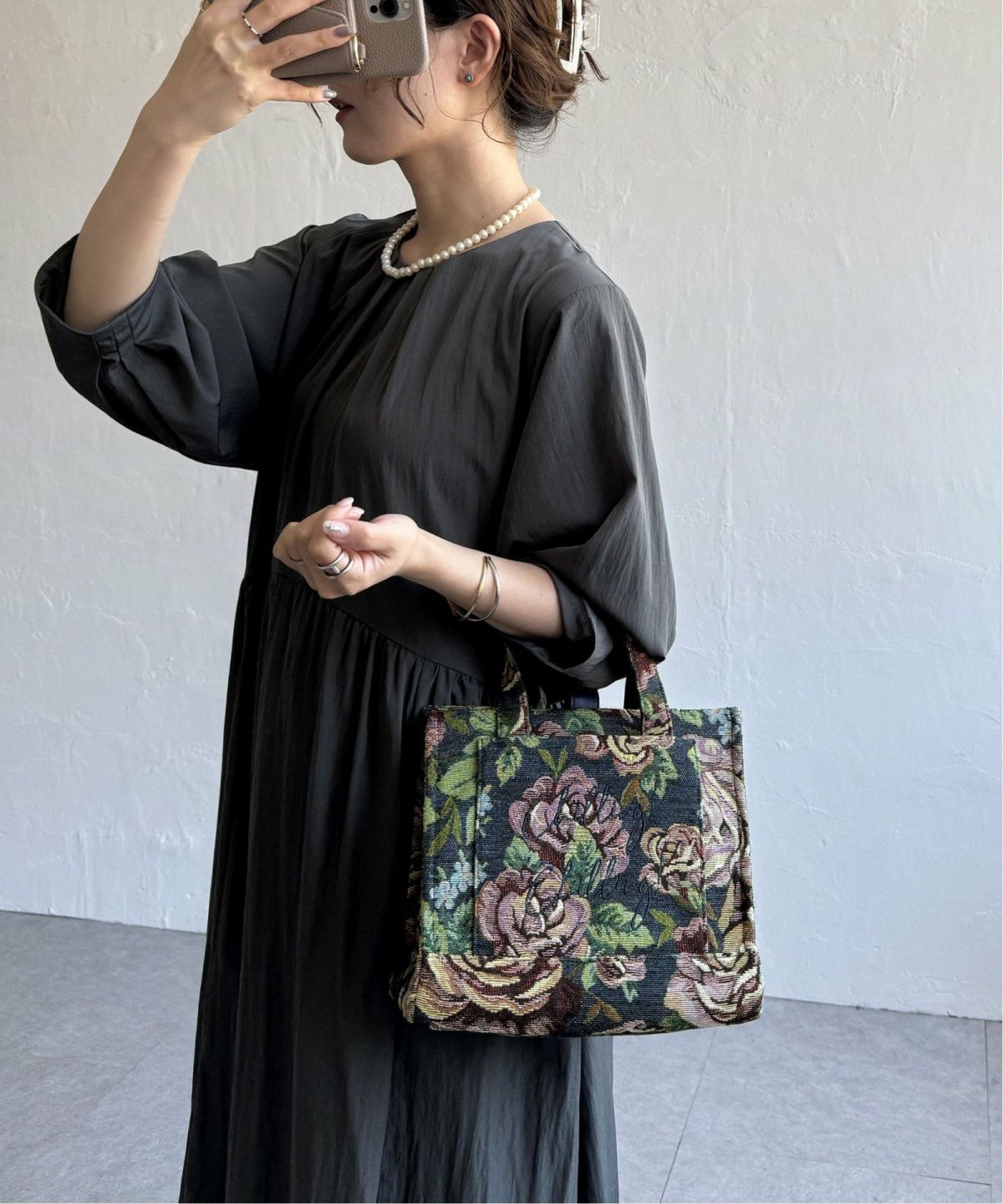 ネイビーブルー