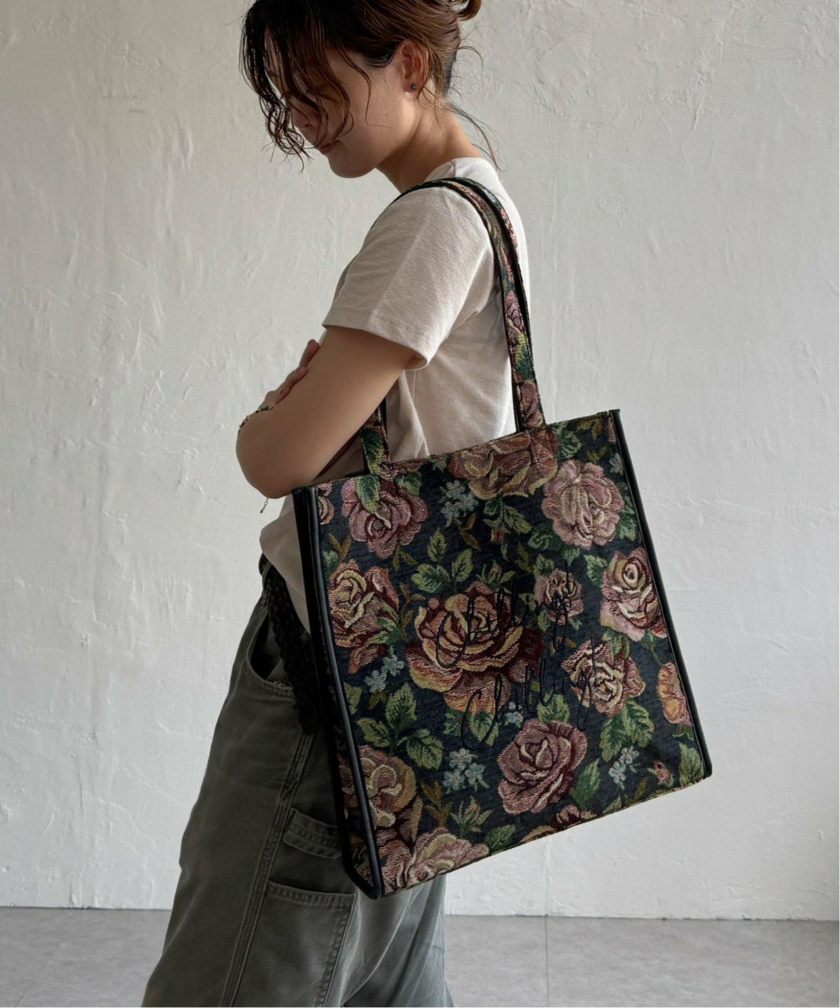 ネイビーブルー