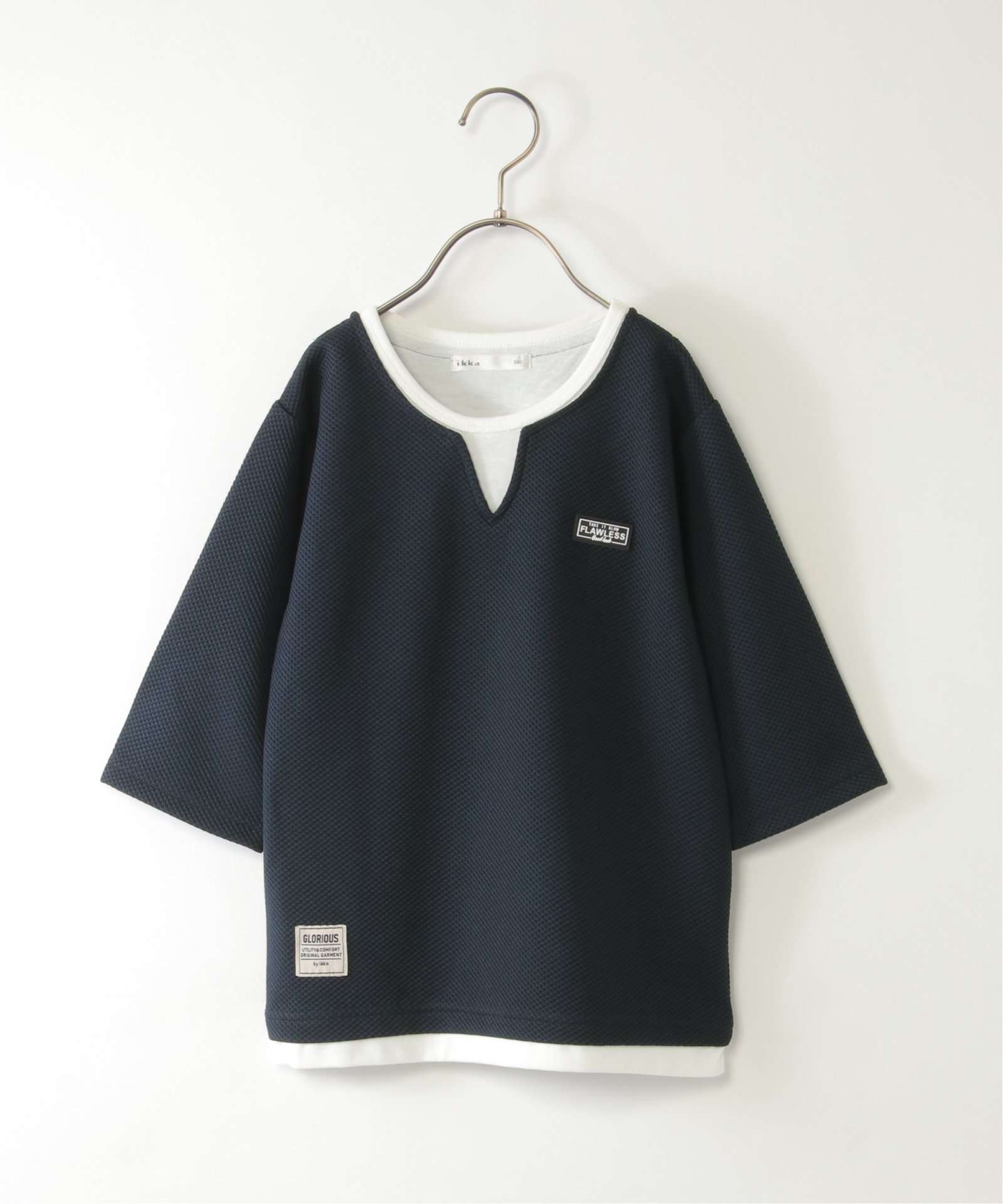 ネイビーブルー