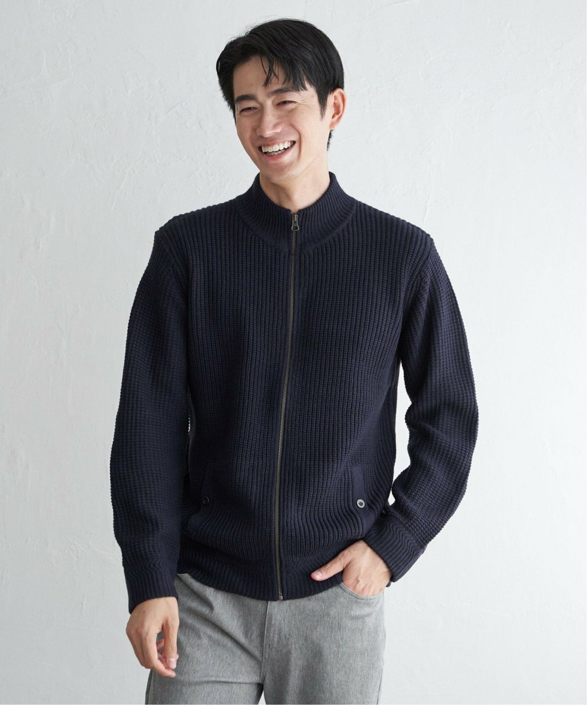 ネイビーブルー