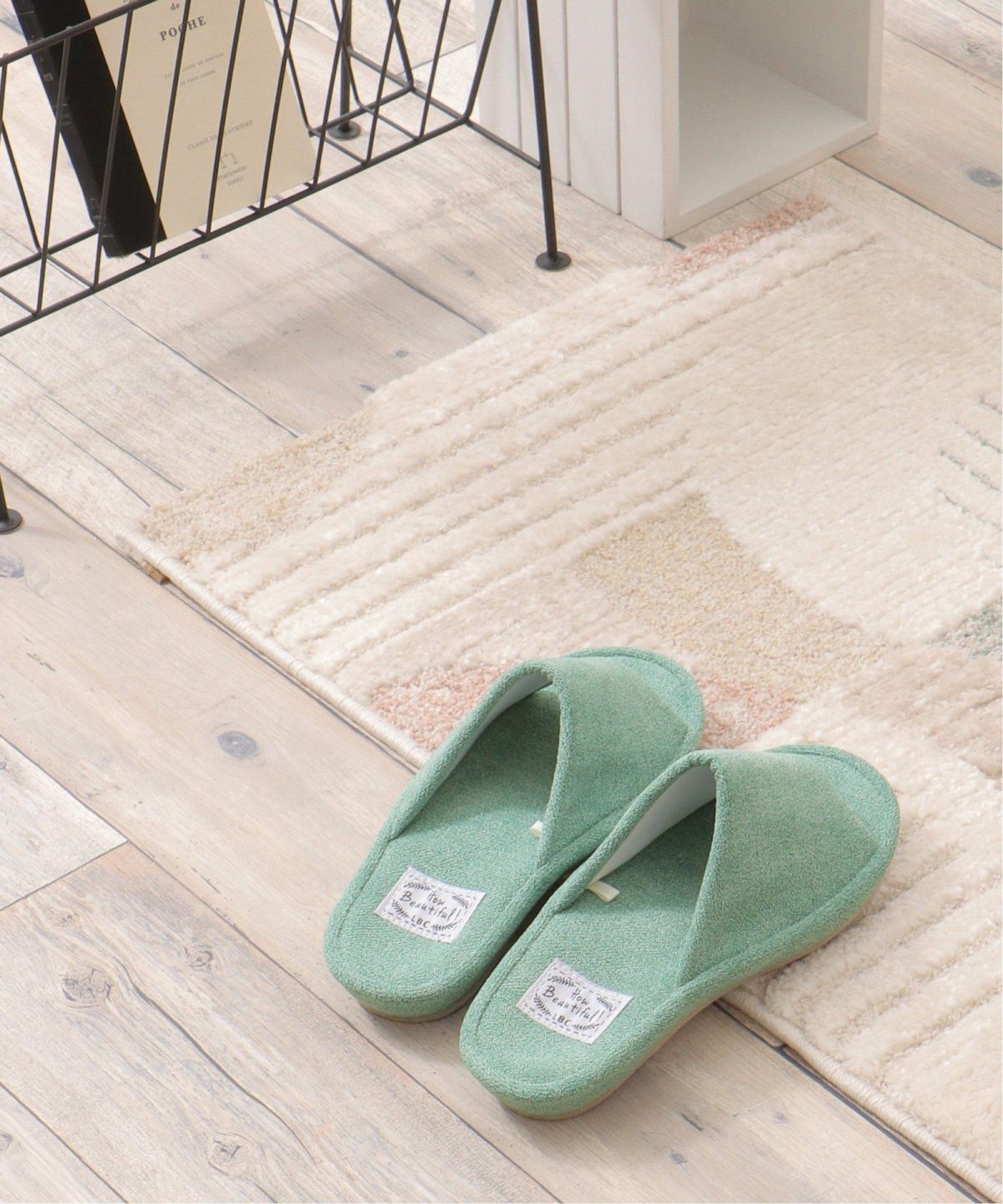 ミントグリーン