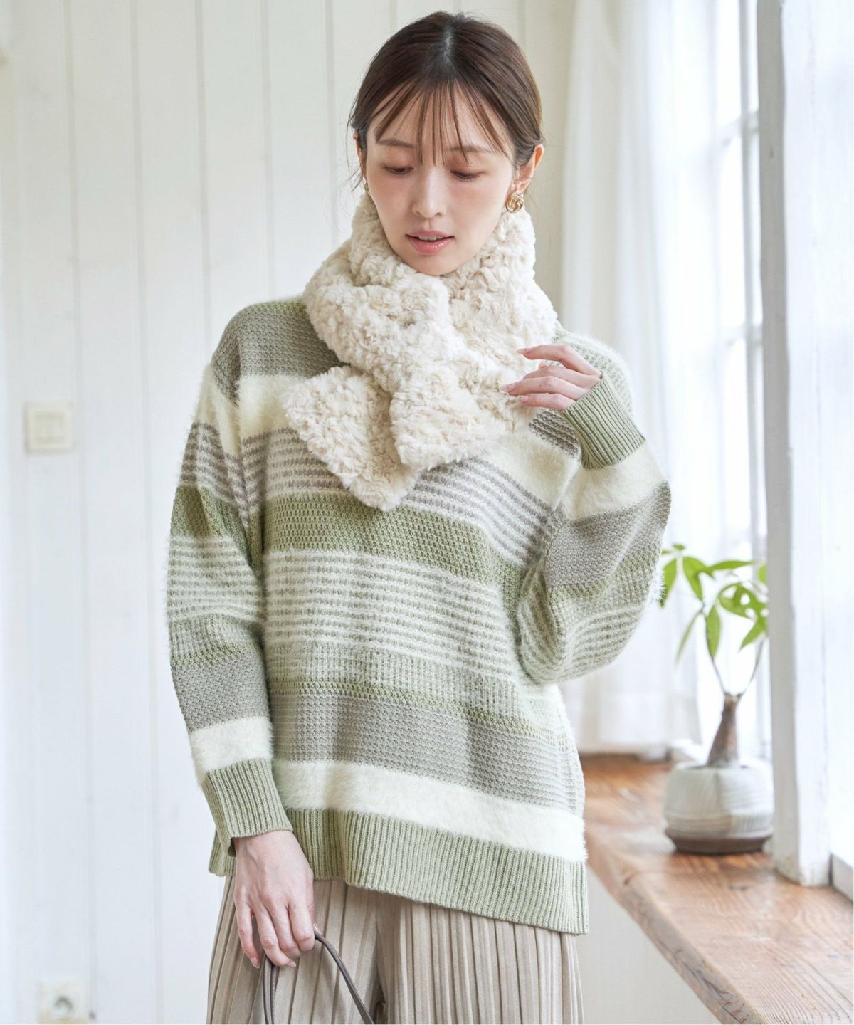 ミントグリーン