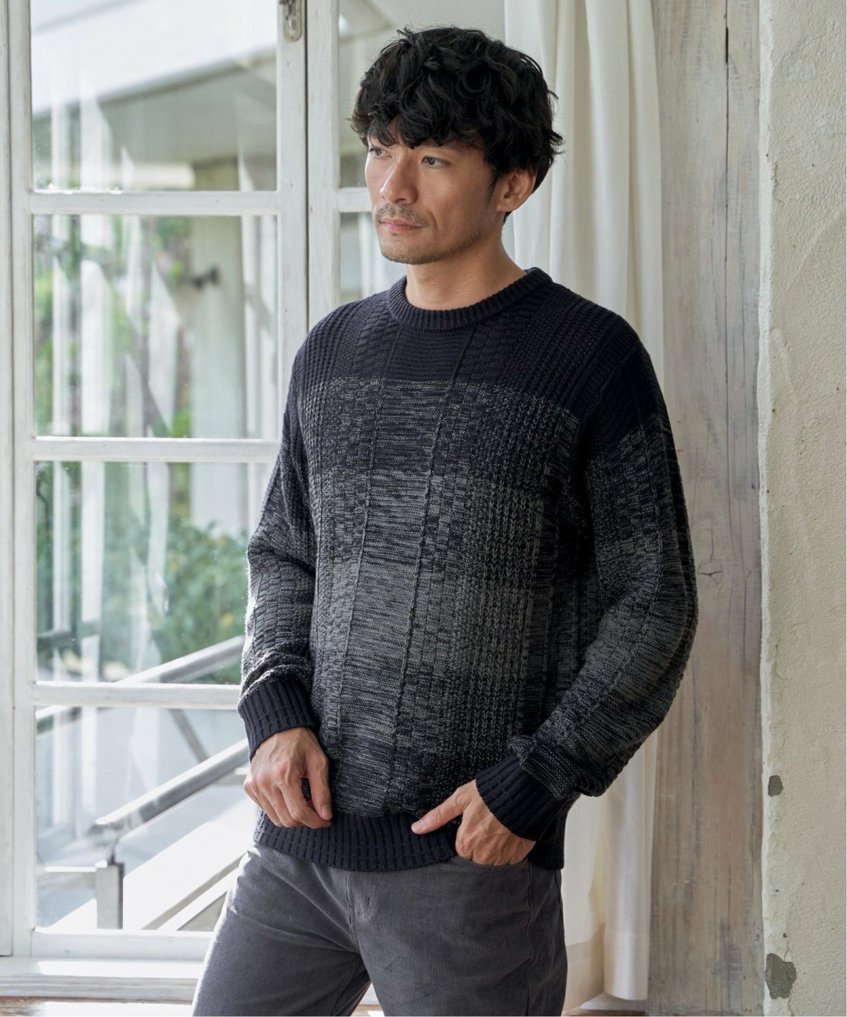 ネイビーブルー