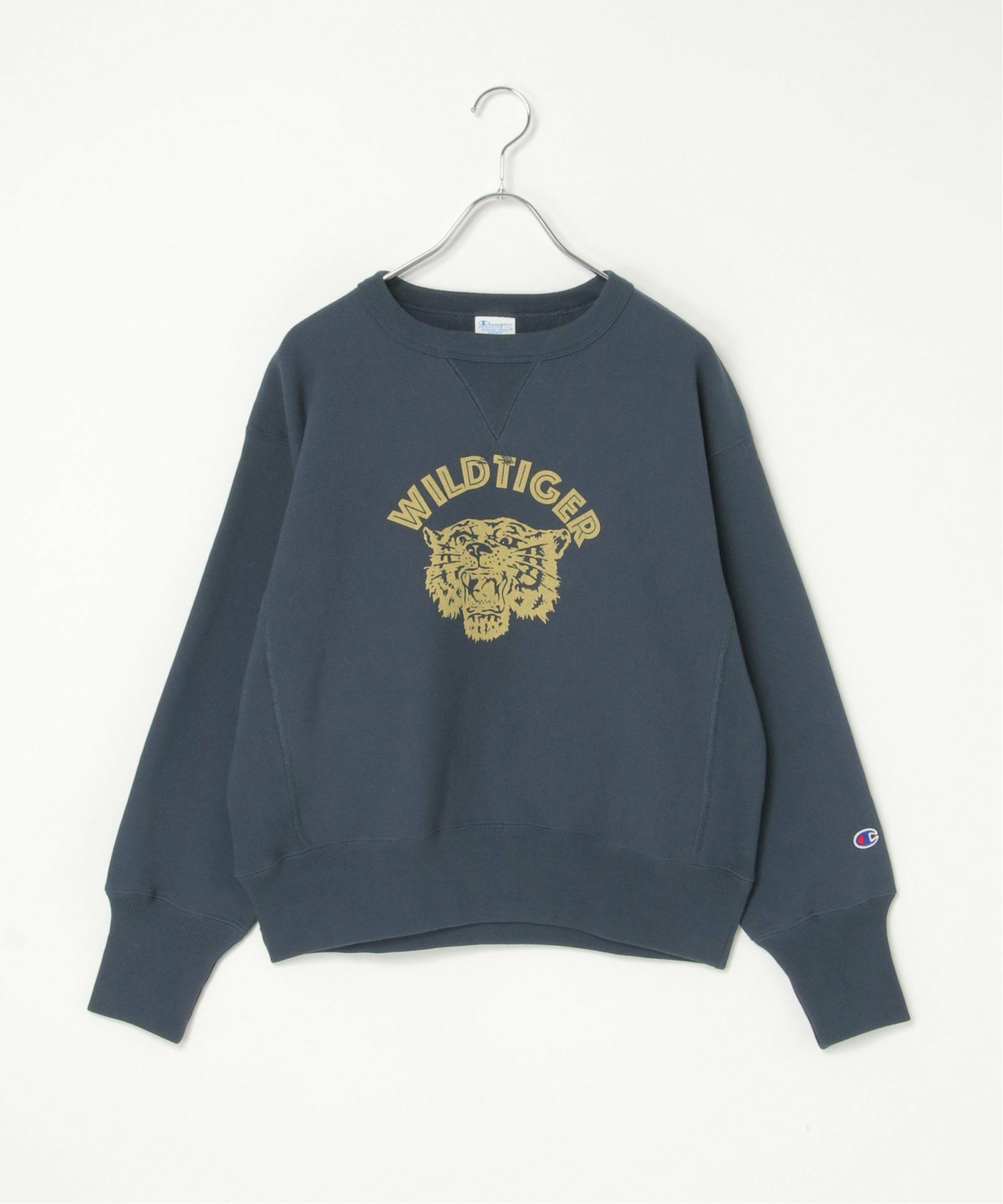 ダークネイビー